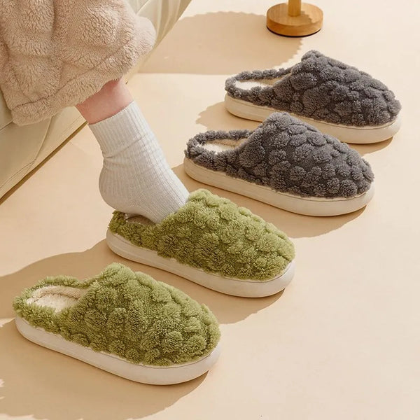 CozyCritter Unisex Plush Slippers – Adorable Comfort for Every Step!